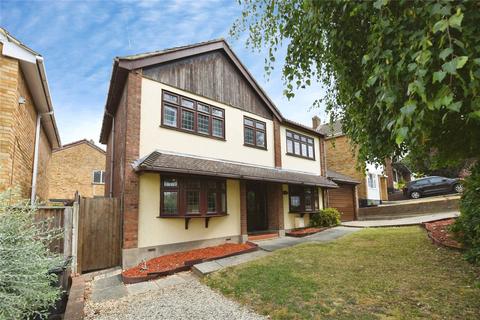 4 bedroom detached house for sale, Elm Drive, Rayleigh, Essex, SS6