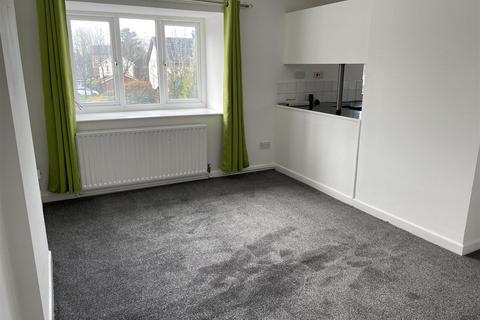 2 bedroom maisonette to rent, Cinnamon Court, Penwortham, Preston