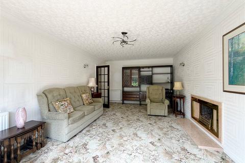 3 bedroom detached house for sale, Elm Grove, Glossop, Derbyshire, SK13
