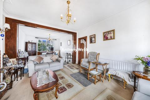 3 bedroom end of terrace house for sale, Hedge Lane, Palmers Green, N13