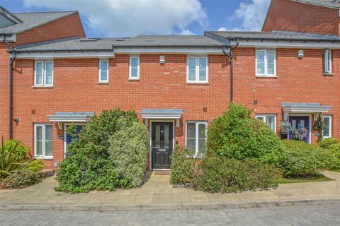Little Highwood Way, Brentwood