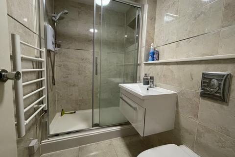 1 bedroom apartment to rent, A Narborough Road, Leicester, LE3