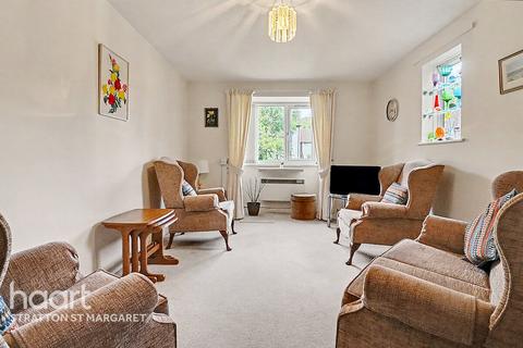 2 bedroom apartment for sale, Church Street, SWINDON