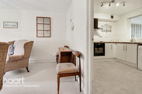 2 bedroom apartment for sale, Church Street, SWINDON