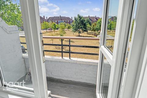 1 bedroom flat to rent, Kingsbridge Circus, ROMFORD