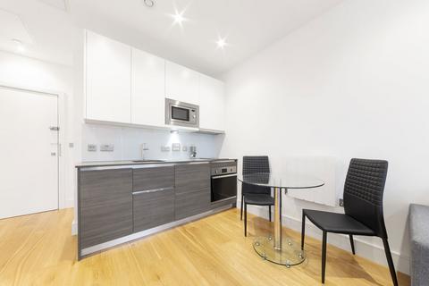 Studio to rent, Staines Road, Hounslow TW3