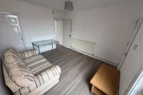 2 bedroom terraced house to rent, Tile Hill Lane, Coventry, CV4