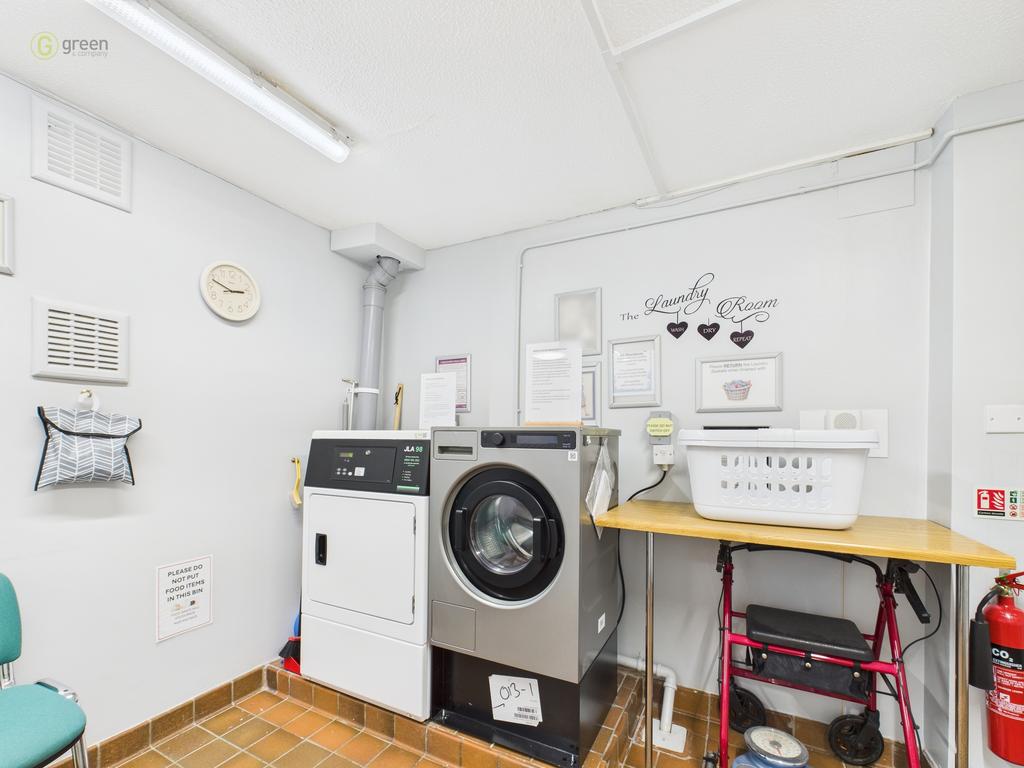 Utility room, utility