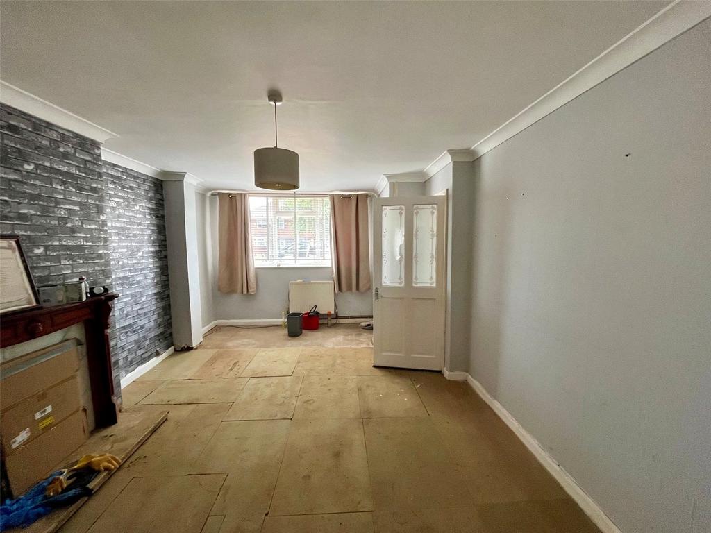 House in Birmingham, West Midlands - View 4