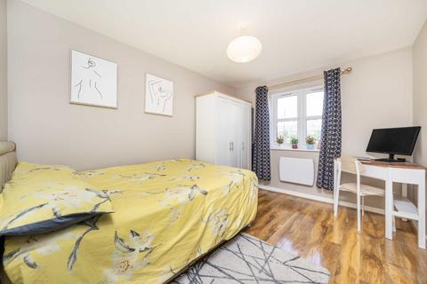 1 bedroom flat for sale, Sherwood Gardens, London SE16