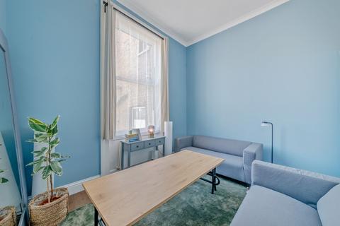 1 bedroom in a house share to rent, 231 Earls Court Road