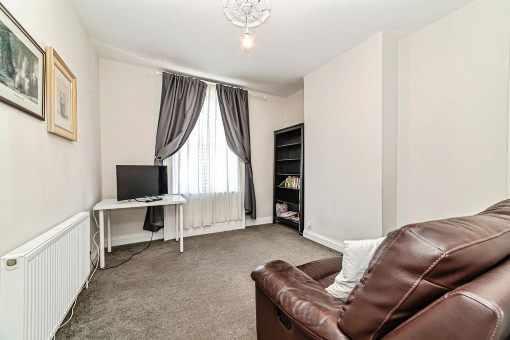 Sidmouth Street, Reading RG1 - View 5