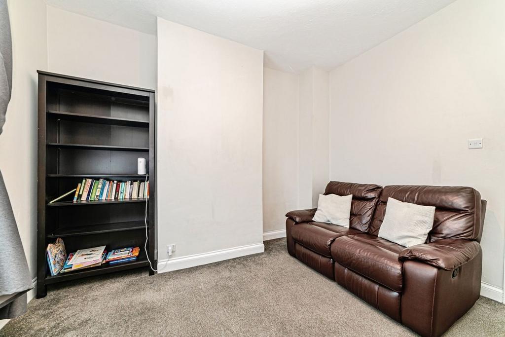 Sidmouth Street, Reading RG1 - View 6