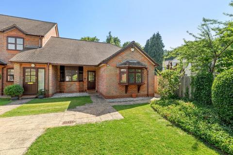 2 bedroom bungalow for sale, Laurel Court, Long Park, Chesham Bois, Amersham, Buckinghamshire, HP6 5LP