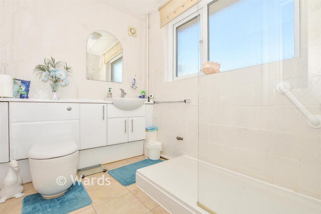 House in Maidstone, Barming - More