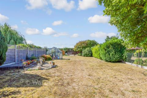 4 bedroom chalet for sale, Glebe Lane, Maidstone, Kent