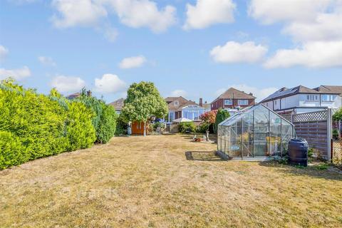 4 bedroom chalet for sale, Glebe Lane, Maidstone ME16