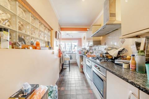 4 bedroom end of terrace house for sale, Perry Hill, Lewisham, London