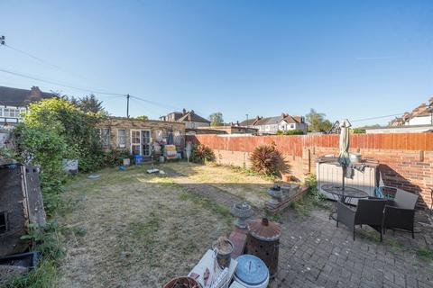 4 bedroom end of terrace house for sale, Perry Hill, Lewisham, London