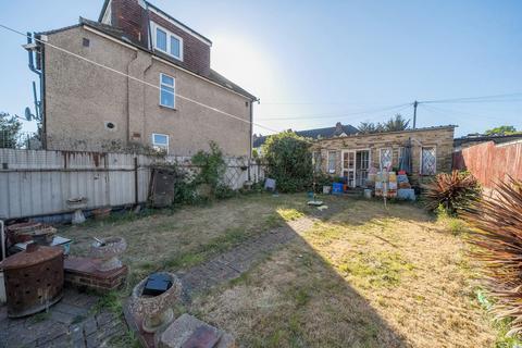 4 bedroom end of terrace house for sale, Perry Hill, Lewisham, London