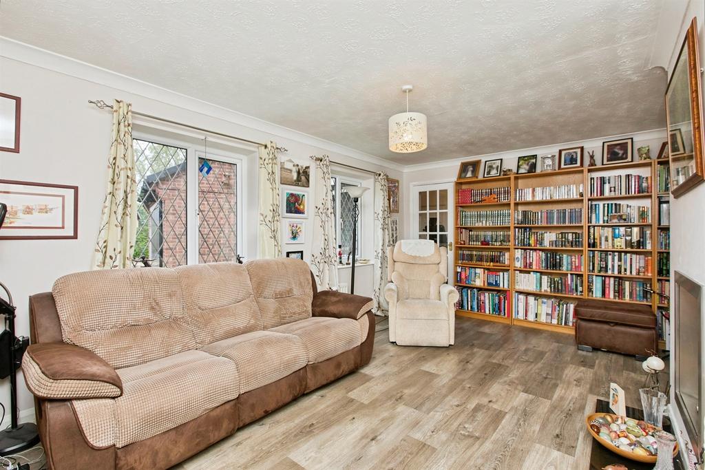 House in Derby, Oakwood - View 4