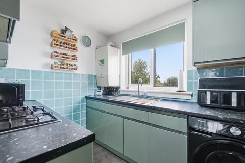 2 bedroom flat for sale, 38/5 Captains Drive, Liberton, Edinburgh, EH16