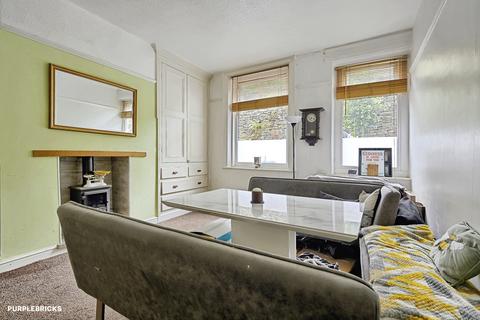 3 bedroom end of terrace house for sale, Grains Road, Oldham, OL3