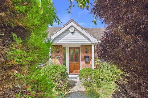 2 bedroom detached bungalow for sale, Balcombe Green, Sedlescombe, TN33