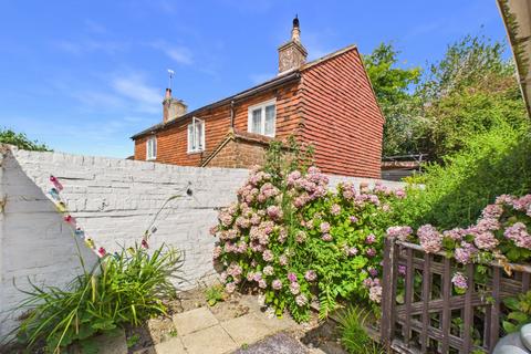 2 bedroom detached bungalow for sale, Balcombe Green, Sedlescombe, TN33