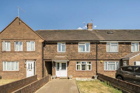 3 bedroom terraced house to rent, Convent Road, Ashford TW15