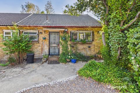 2 bedroom bungalow for sale, Townsend Lane, London NW9