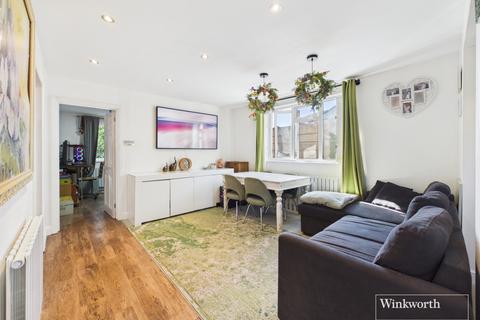 2 bedroom bungalow for sale, Townsend Lane, London NW9