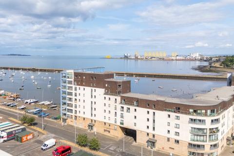 2 bedroom apartment for sale, Lochinvar Drive, Edinburgh EH5