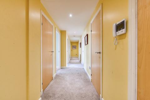 2 bedroom apartment for sale, Lochinvar Drive, Edinburgh EH5
