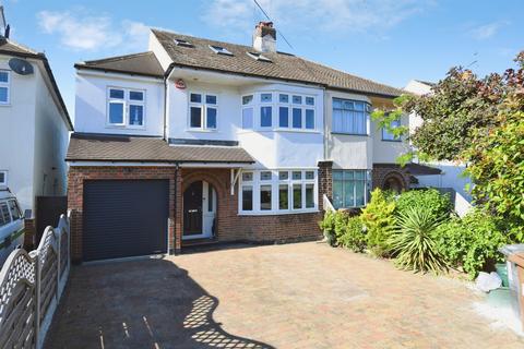 5 bedroom semi-detached house for sale, Second Avenue, Chelmsford