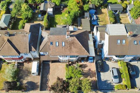 5 bedroom semi-detached house for sale, Second Avenue, Chelmsford