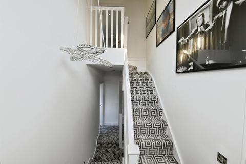 5 bedroom semi-detached house for sale, Second Avenue, Chelmsford