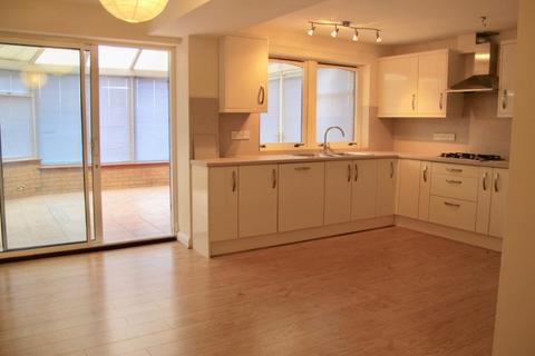 4 bedroom detached house to rent, Janefield, Edinburgh, EH17