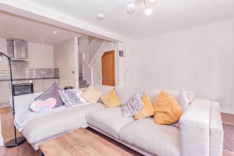 1 bedroom semi-detached house to rent, Chapel Street, Bicester