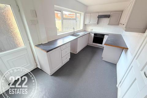 3 bedroom terraced house to rent, Ambleside Crescent, Warrington