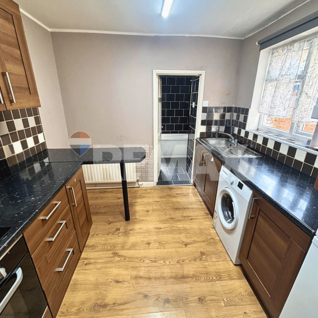 Apartment in London - View 5