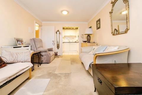 1 bedroom apartment for sale, Cromwell Lodge, Barking IG11