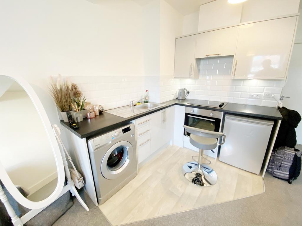 Apartment in Bournemouth - View 4