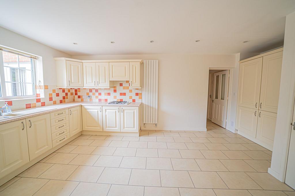 House in Solihull, West Midlands - View 3
