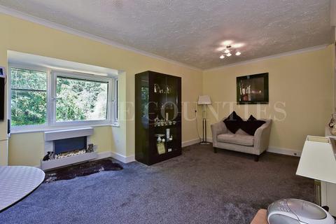 2 bedroom retirement property for sale, Billy Lows Lane, Potters Bar, EN6