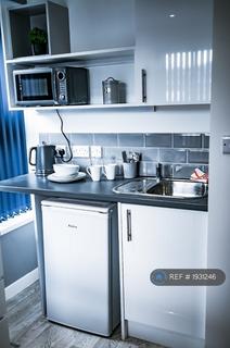 Studio to rent, Amblecote, Stourbridge, DY8