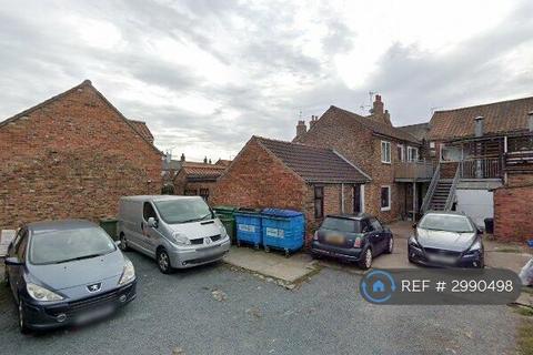 2 bedroom terraced house to rent, Market Court, Goole, DN14