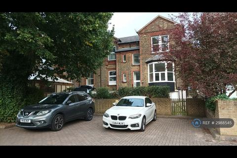2 bedroom flat to rent, Windmill Street, Gravesend, DA12