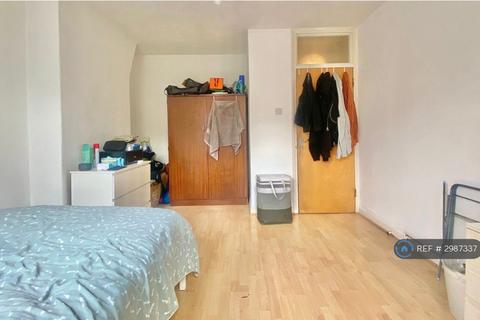 undefined, Brune House, London, E1