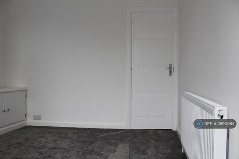 2 bedroom terraced house to rent, Strathmore Avenue, Luton, LU1